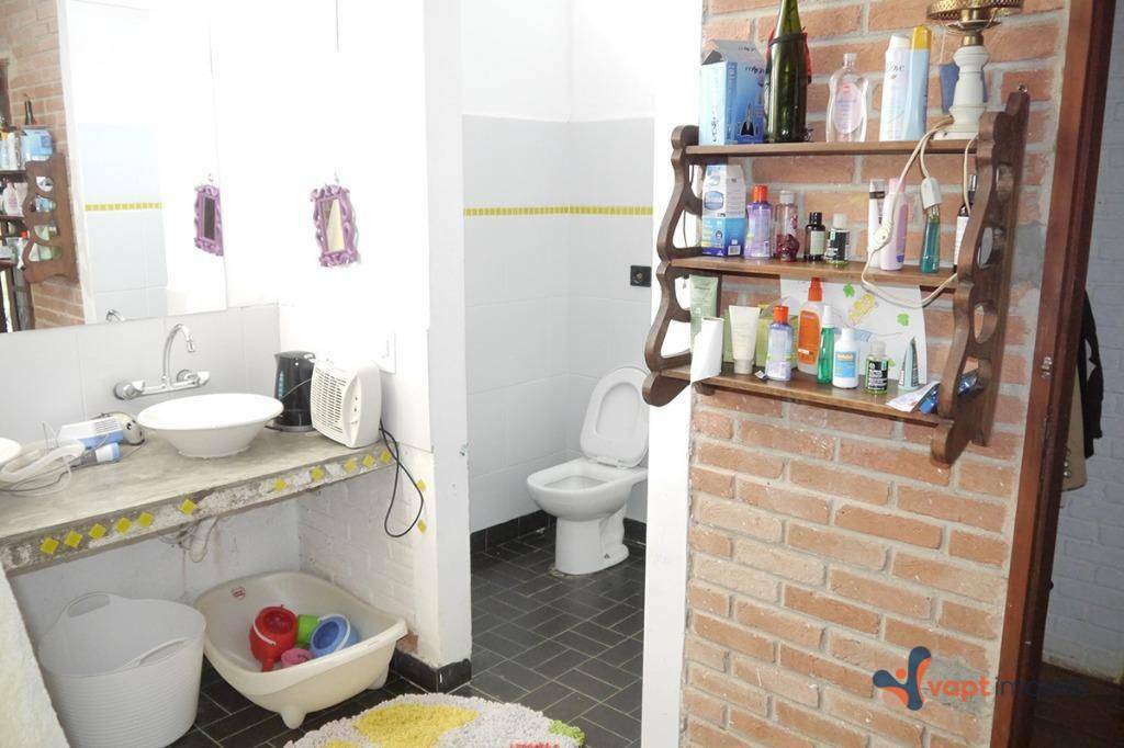 Chácara à venda com 4 quartos, 400m² - Foto 17