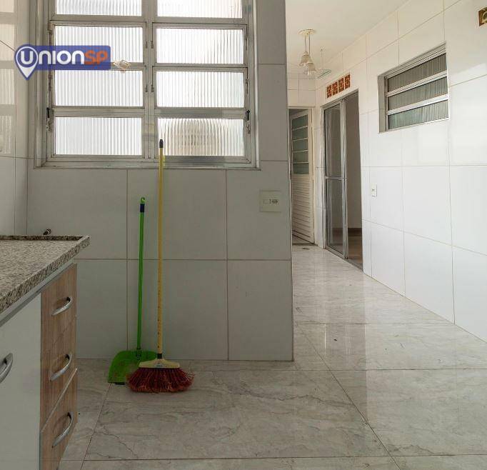 Apartamento à venda com 3 quartos, 74m² - Foto 13