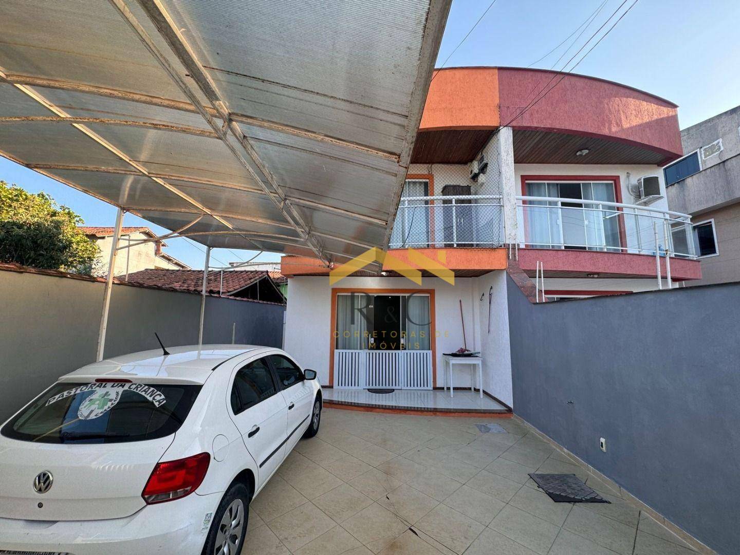 Casa à venda com 4 quartos, 135m² - Foto 2