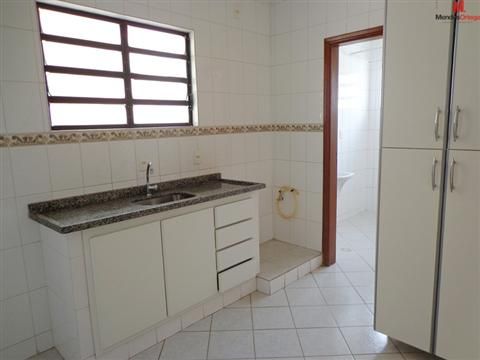 Apartamento para alugar com 2 quartos, 65m² - Foto 9