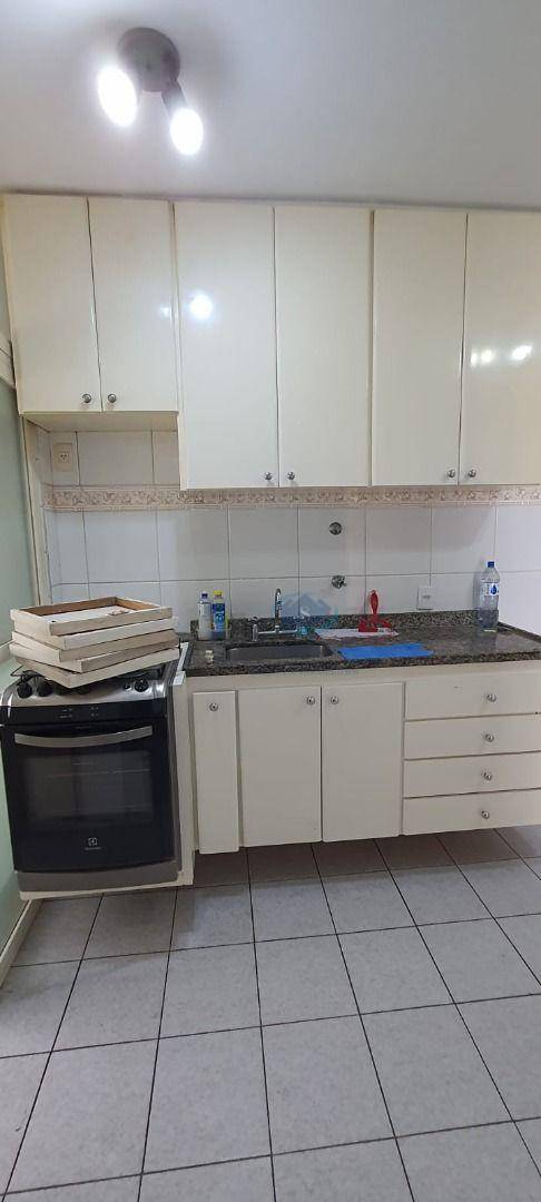 Apartamento à venda com 3 quartos, 87m² - Foto 18