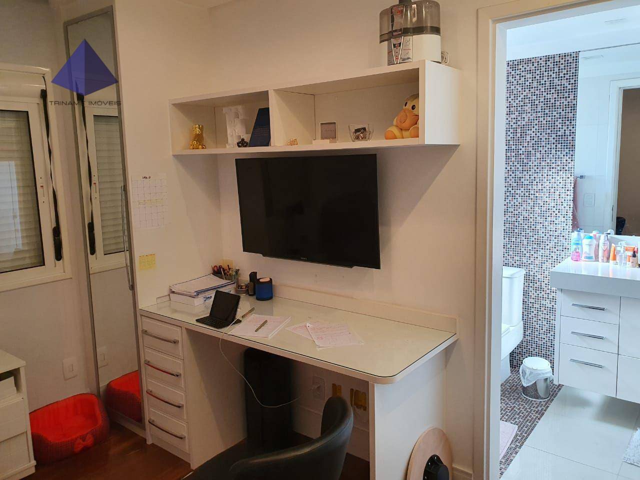 Apartamento à venda com 3 quartos, 182m² - Foto 5