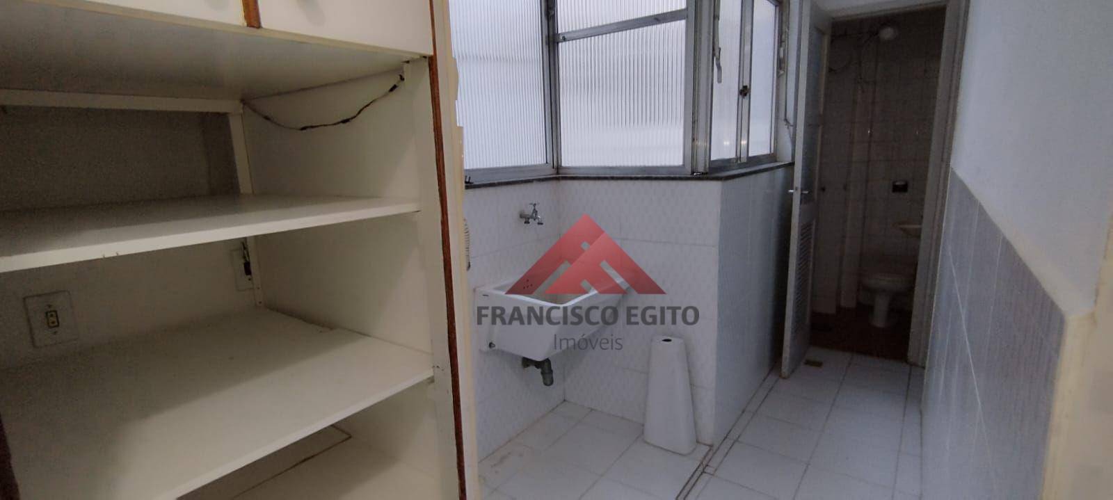 Apartamento à venda com 2 quartos, 70m² - Foto 12