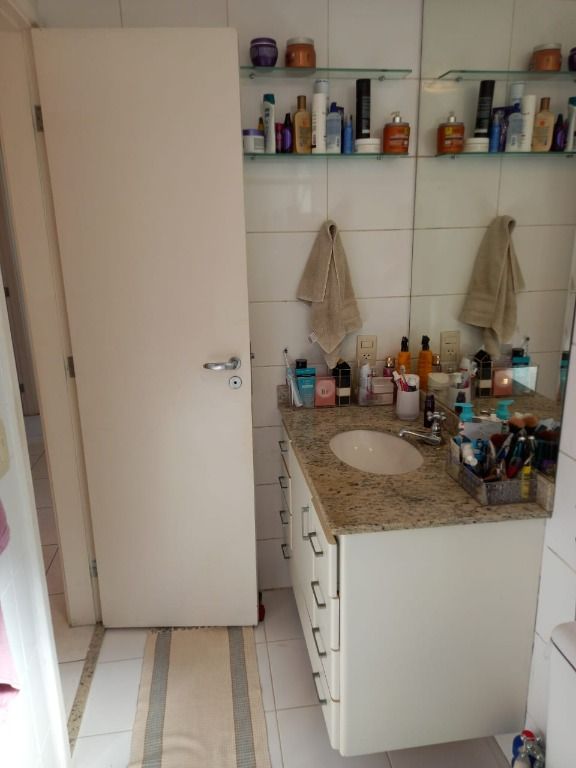 Apartamento à venda com 2 quartos, 78m² - Foto 10