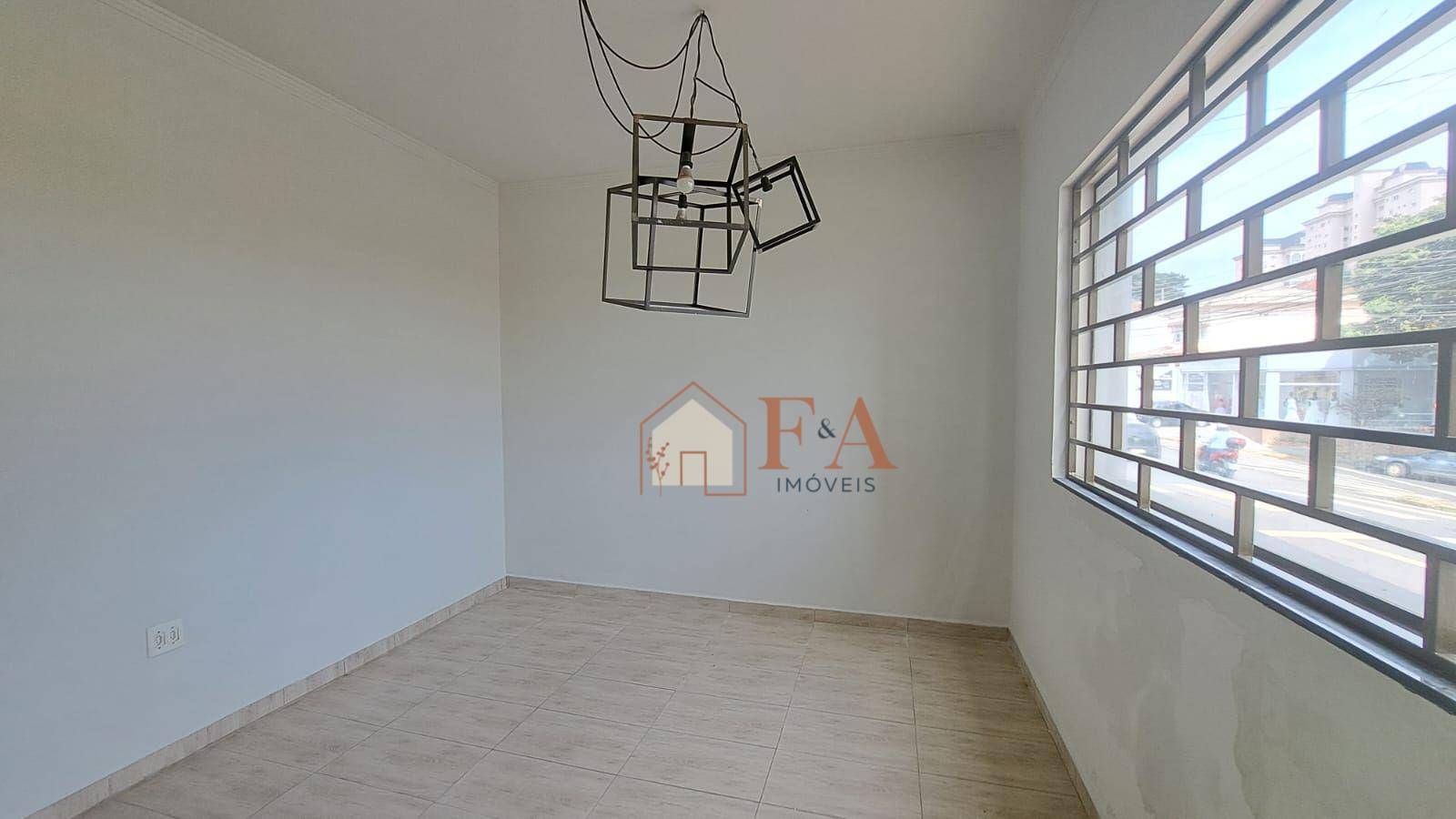 Casa à venda com 2 quartos, 180m² - Foto 10