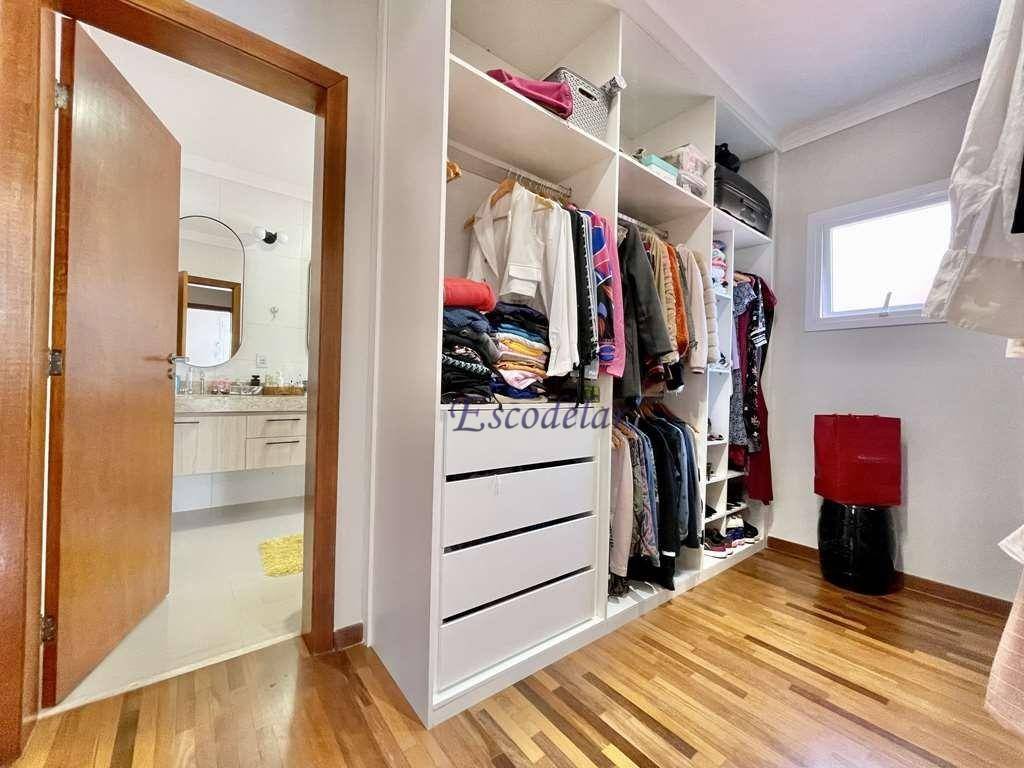 Casa de Condomínio à venda com 4 quartos, 360m² - Foto 31