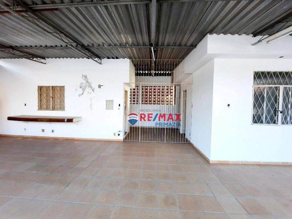 Casa de Condomínio à venda com 4 quartos, 186m² - Foto 6