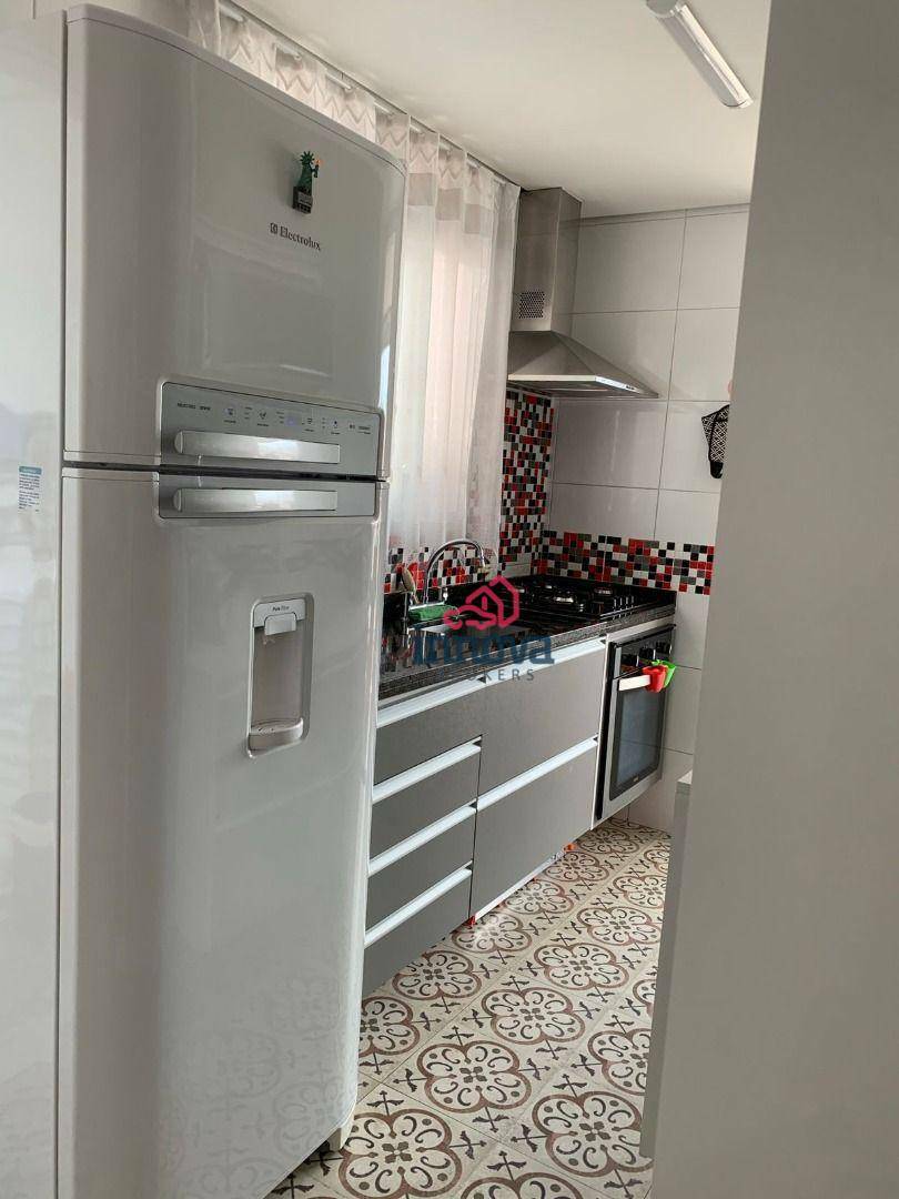 Apartamento à venda com 3 quartos, 81m² - Foto 5