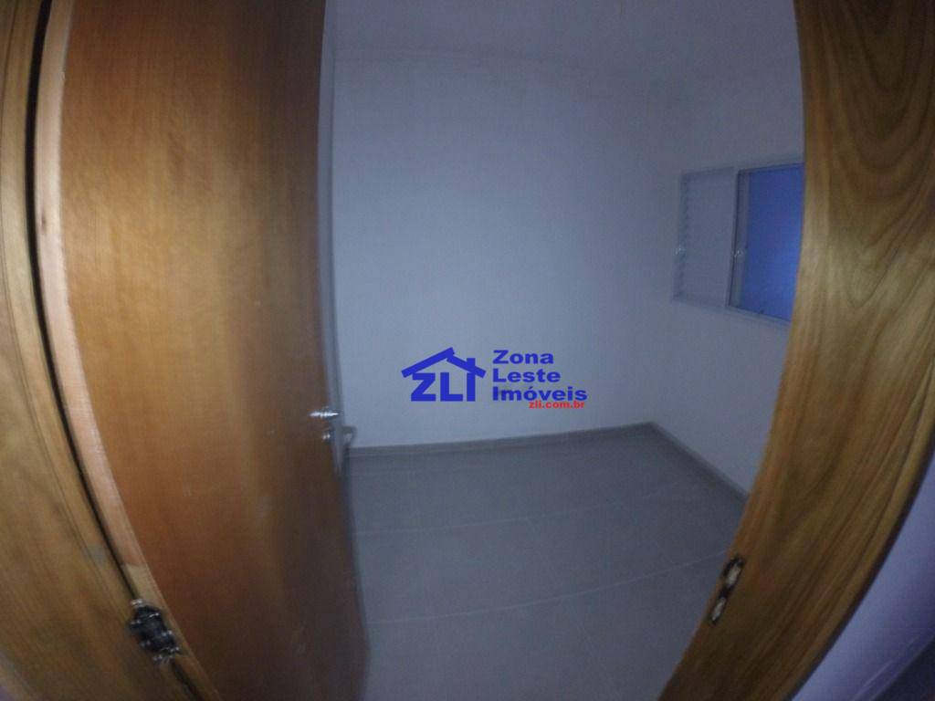 Apartamento à venda com 2 quartos, 40m² - Foto 11