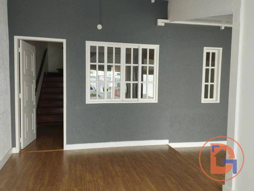 Casa à venda com 3 quartos, 110m² - Foto 7