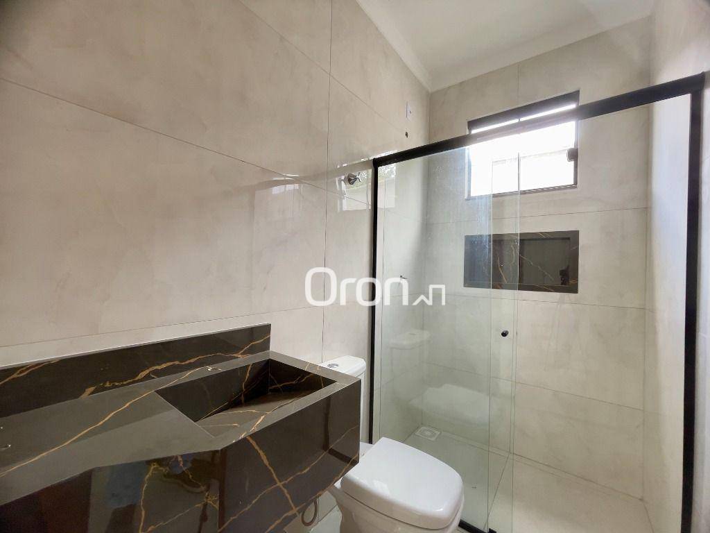 Casa à venda com 3 quartos, 208m² - Foto 8