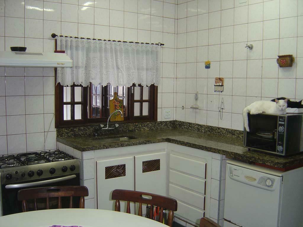 Sobrado à venda com 3 quartos, 212m² - Foto 1