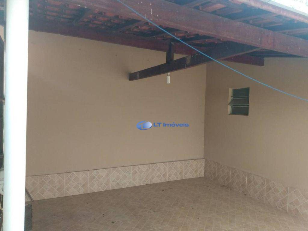 Casa à venda com 3 quartos, 158m² - Foto 5