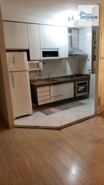 Apartamento à venda com 2 quartos, 67m² - Foto 5