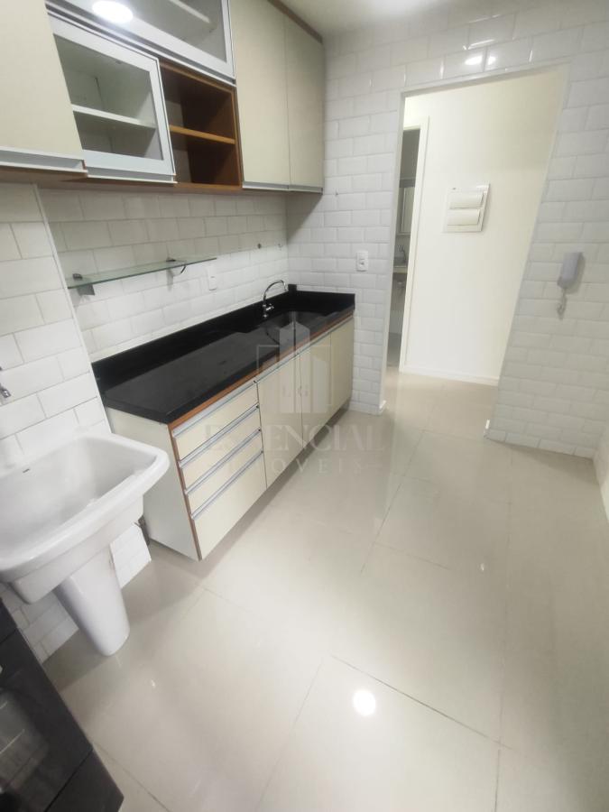 Apartamento à venda com 2 quartos, 68m² - Foto 20