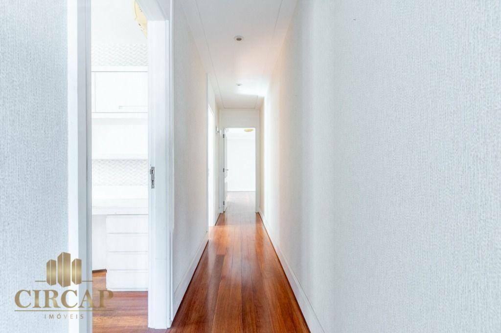 Apartamento à venda com 4 quartos, 211m² - Foto 5