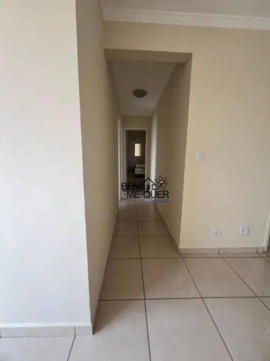 Apartamento à venda com 2 quartos, 65m² - Foto 4