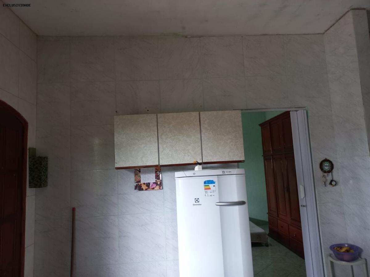 Casa à venda com 3 quartos, 450m² - Foto 22