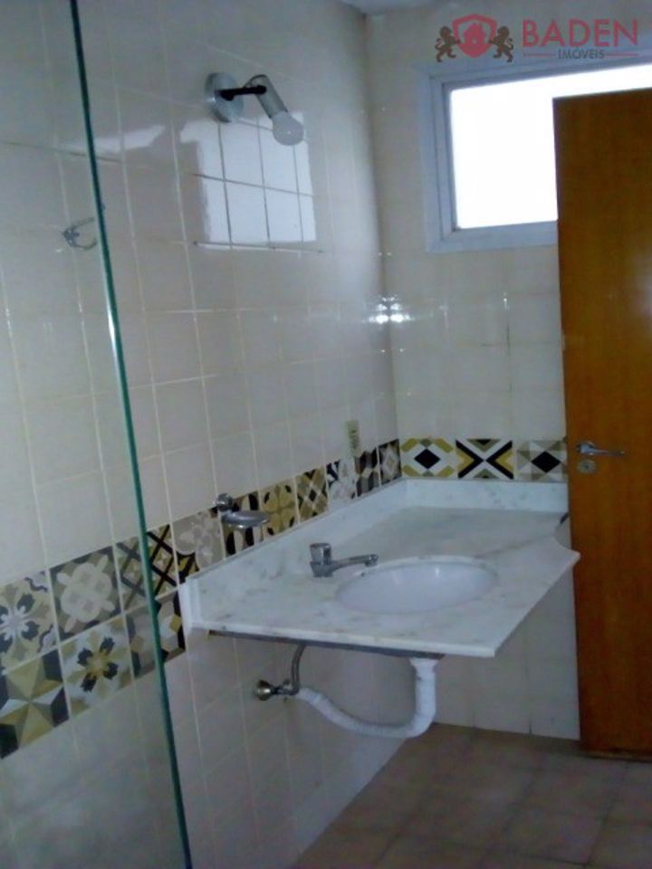 Apartamento à venda com 1 quarto, 57m² - Foto 12