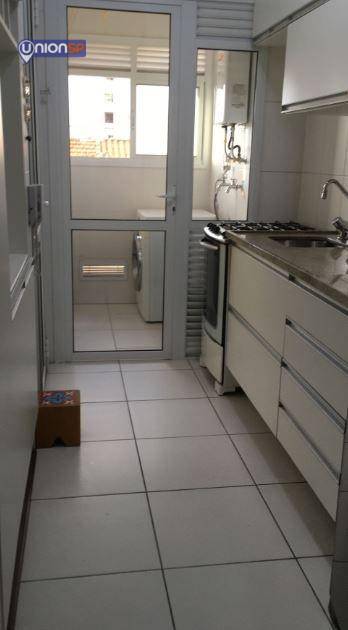 Apartamento à venda com 2 quartos, 65m² - Foto 10