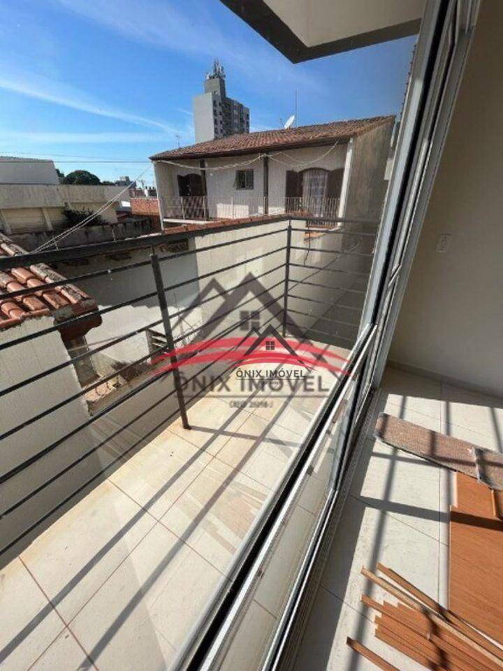 Apartamento para alugar com 2 quartos, 72m² - Foto 4