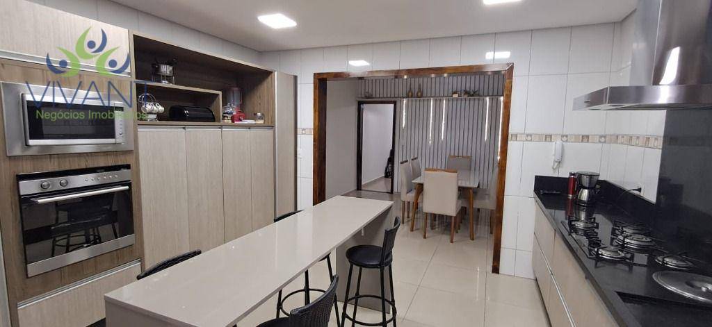 Sobrado para alugar com 4 quartos, 233m² - Foto 49