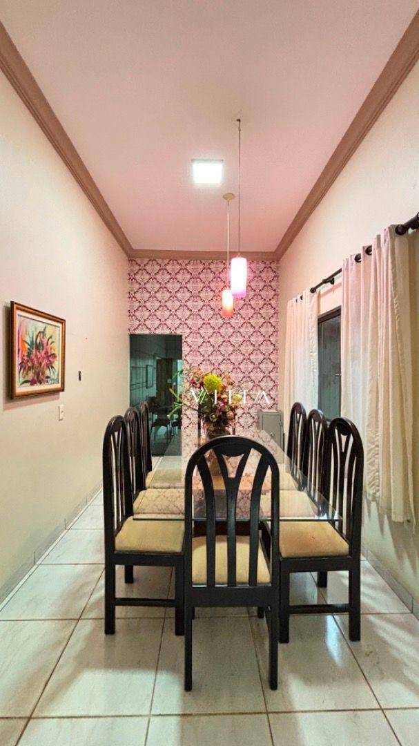 Casa, 6 quartos, 165 m² - Foto 2