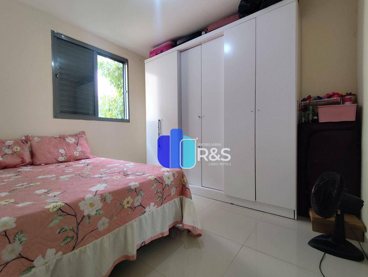 Apartamento à venda com 2 quartos, 55m² - Foto 13