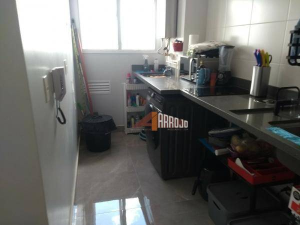 Apartamento à venda com 2 quartos, 60m² - Foto 8