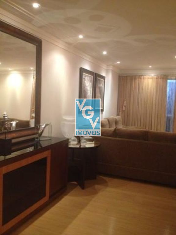 Apartamento à venda com 3 quartos, 140m² - Foto 4