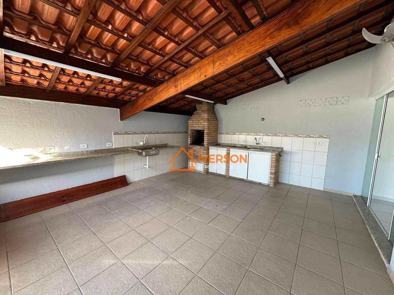 Casa à venda com 3 quartos, 100m² - Foto 18