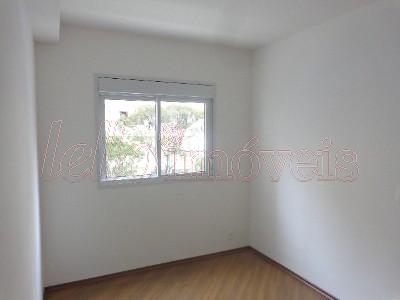 Apartamento para alugar com 2 quartos, 55m² - Foto 14