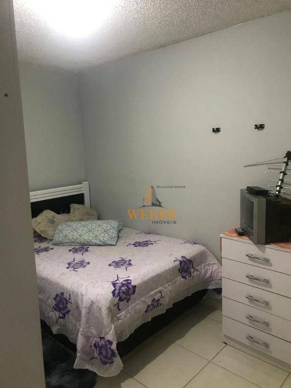 Apartamento à venda com 2 quartos, 62m² - Foto 11