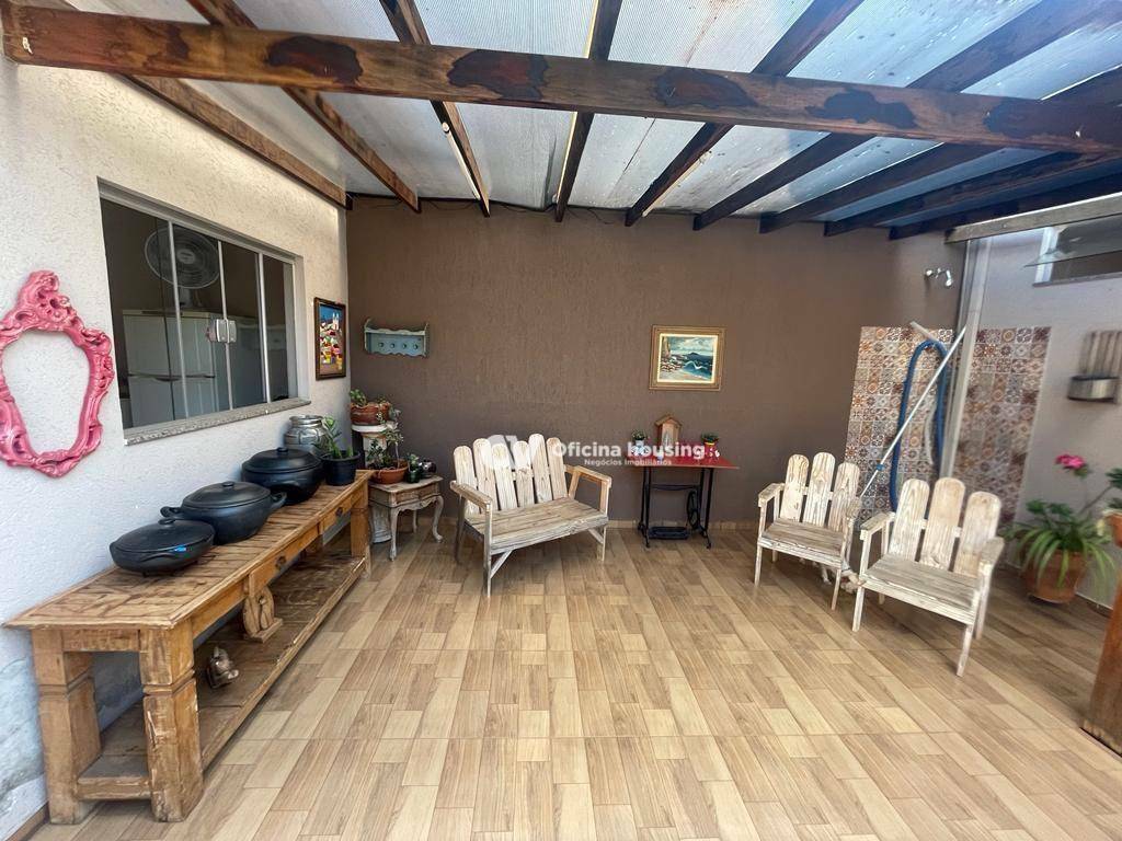 Casa à venda com 3 quartos, 115m² - Foto 9