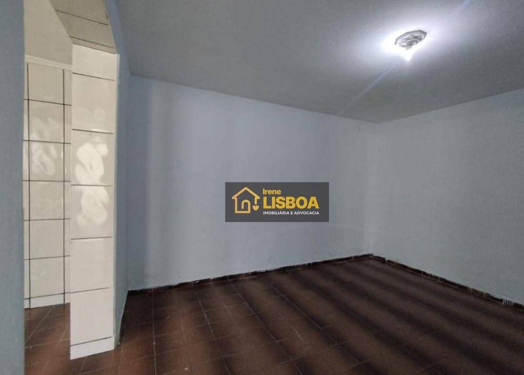 Casa à venda com 6 quartos, 250m² - Foto 32