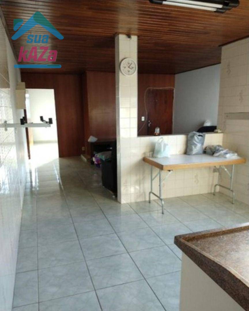 Casa à venda com 4 quartos, 220m² - Foto 10