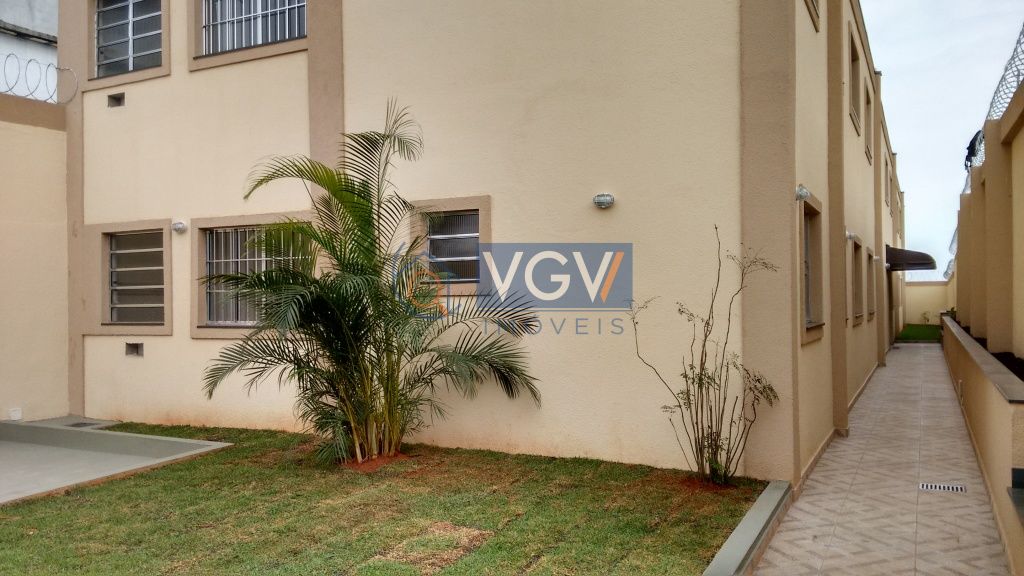 Apartamento à venda com 2 quartos, 40m² - Foto 2