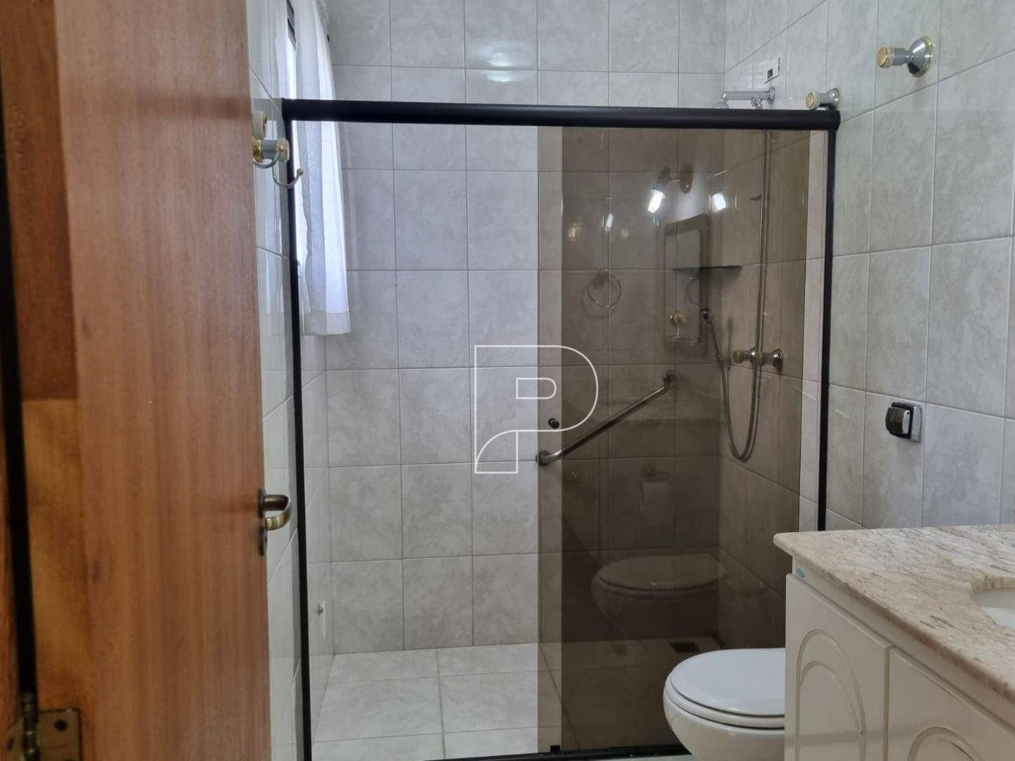 Casa para alugar com 4 quartos, 329m² - Foto 32