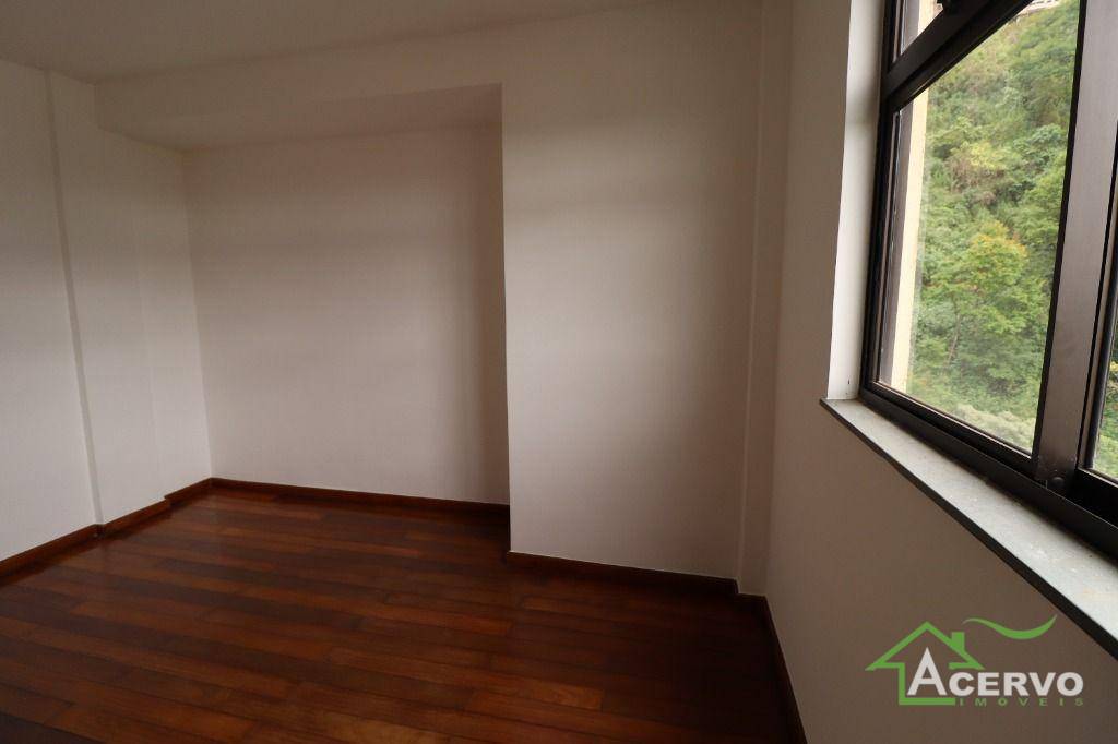 Apartamento à venda com 3 quartos, 154m² - Foto 24