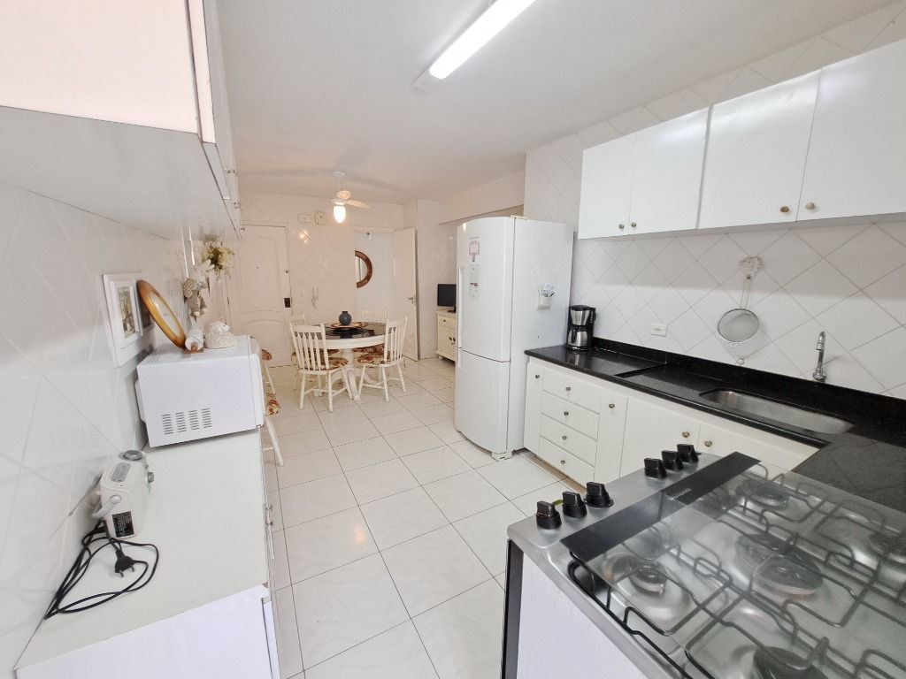 Apartamento à venda com 3 quartos, 140m² - Foto 16