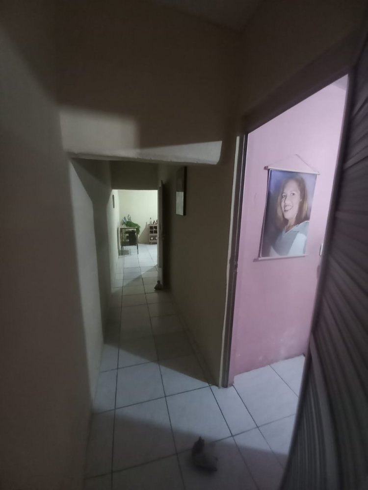 Casa à venda com 3 quartos, 158m² - Foto 4