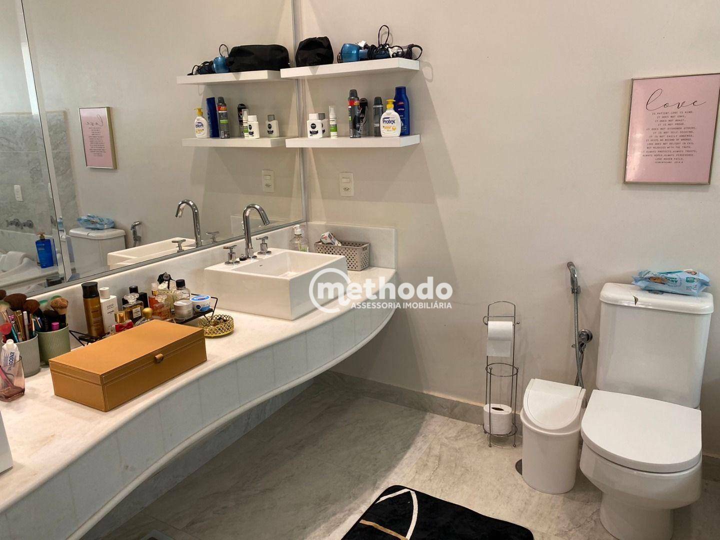 Casa de Condomínio à venda com 4 quartos, 350m² - Foto 32