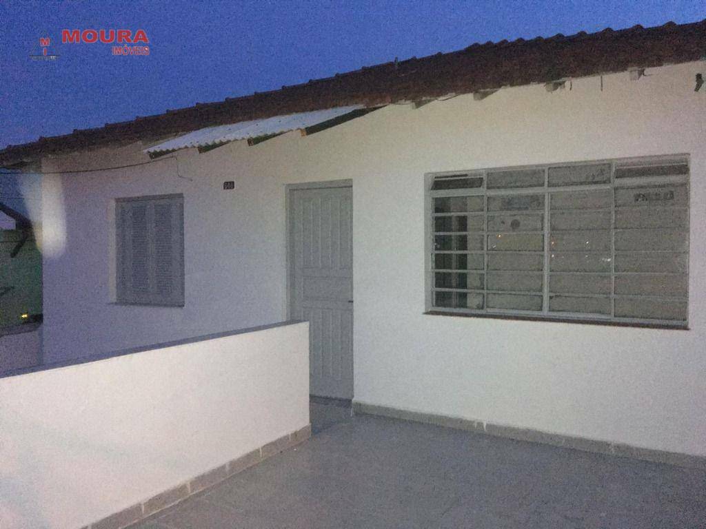 Casa à venda com 6 quartos, 225m² - Foto 13