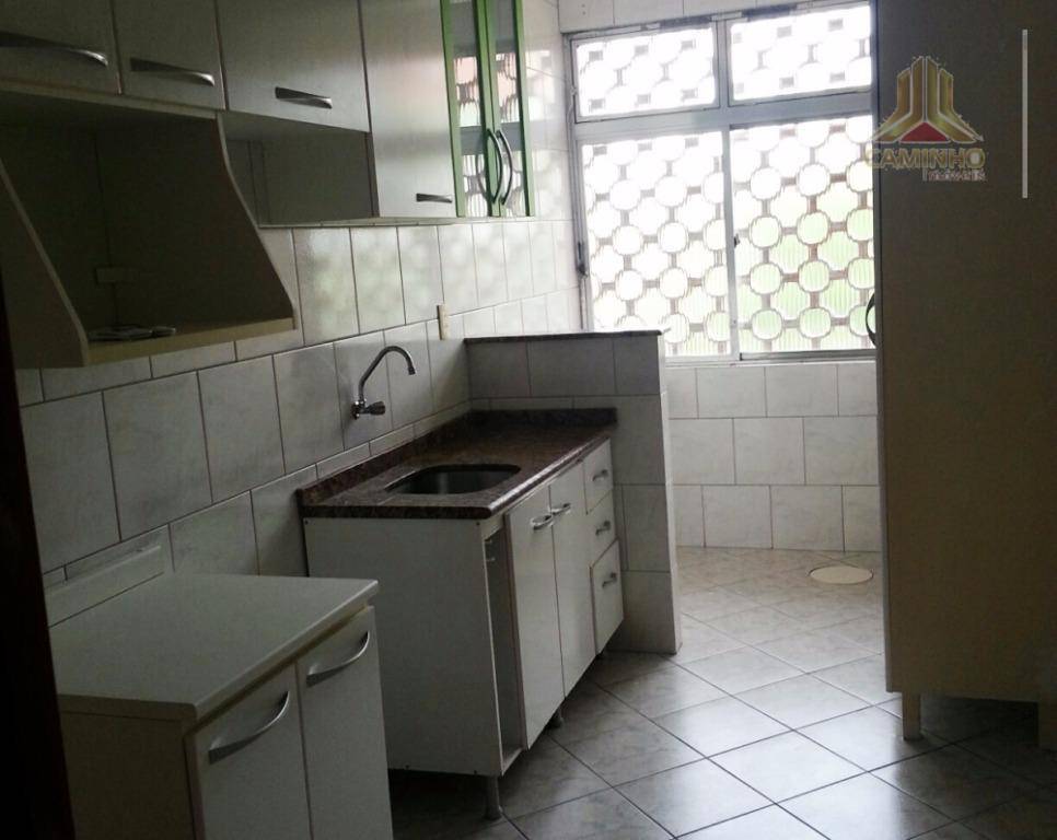 Apartamento à venda com 2 quartos, 63m² - Foto 2