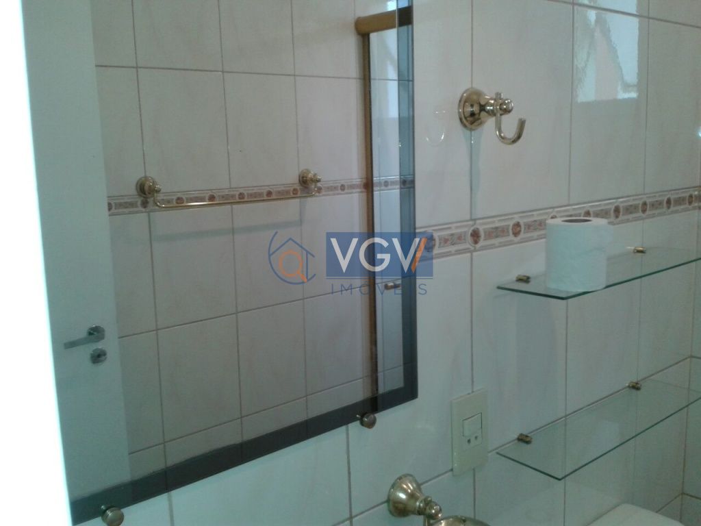 Apartamento para alugar com 2 quartos, 62m² - Foto 4