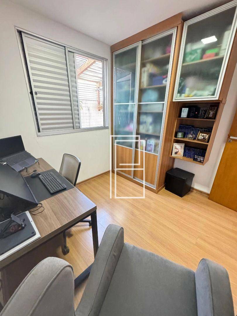 Apartamento à venda com 3 quartos, 202m² - Foto 8