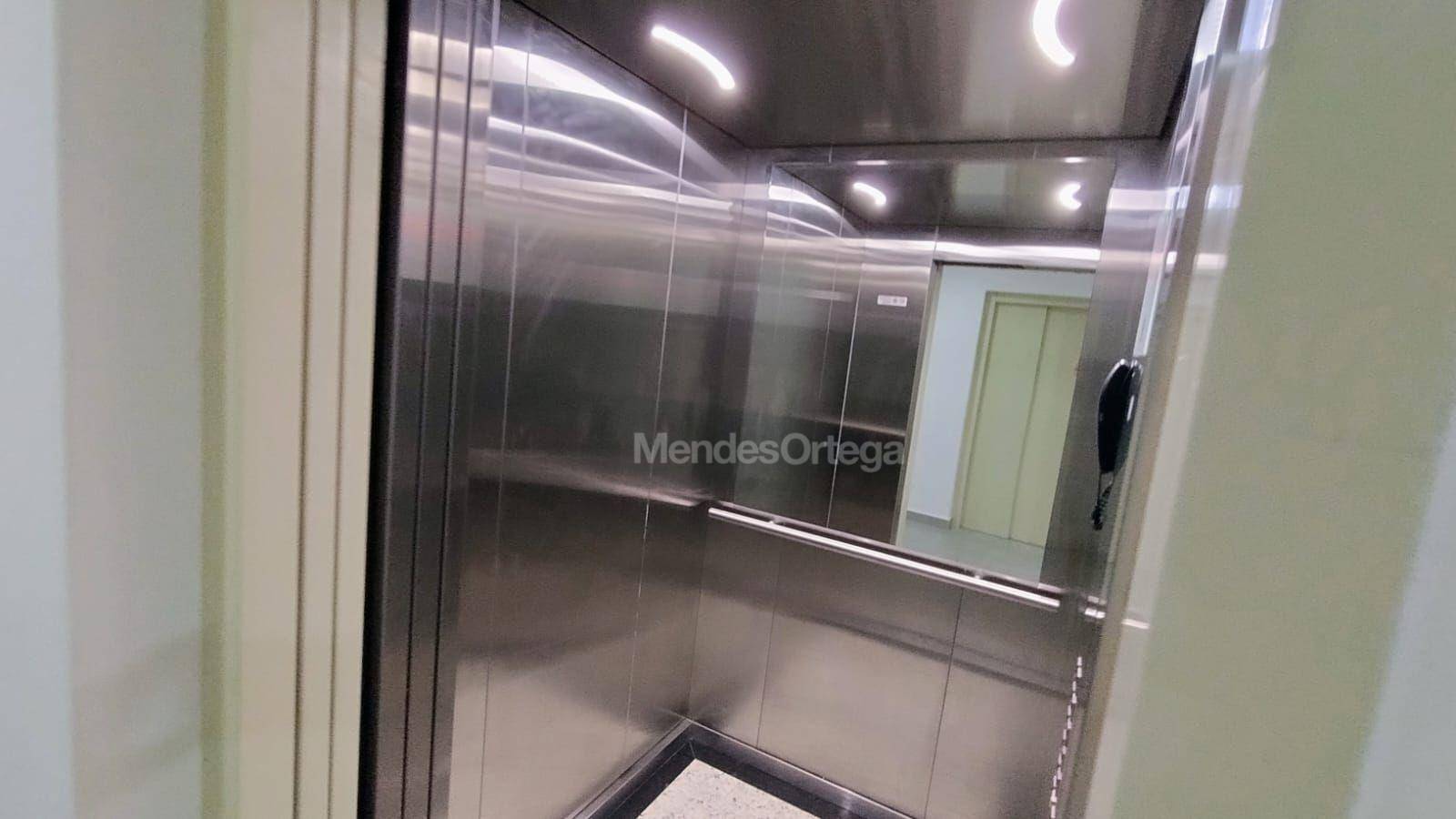 Apartamento à venda com 2 quartos, 55m² - Foto 23