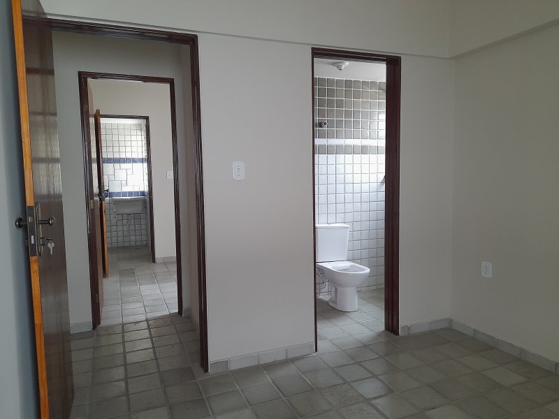 Apartamento à venda com 3 quartos, 81m² - Foto 6