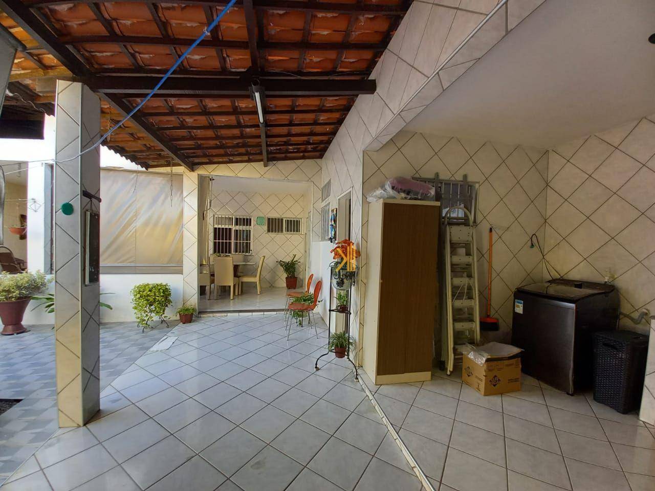 Casa à venda com 3 quartos, 182m² - Foto 27