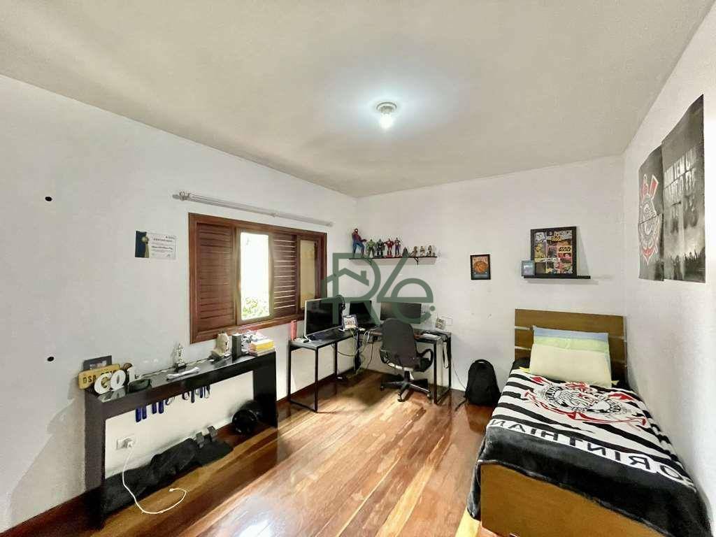 Casa de Condomínio à venda com 4 quartos, 350m² - Foto 33